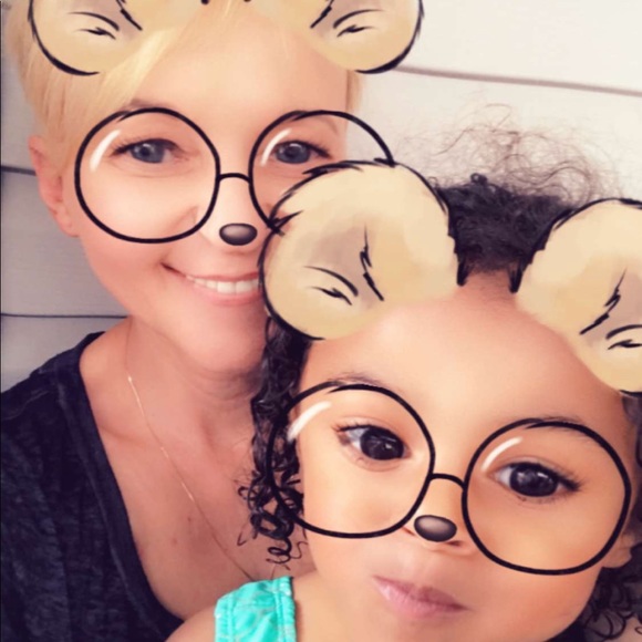 Bookmark my closet by liking this post! - Picture 8 of 8